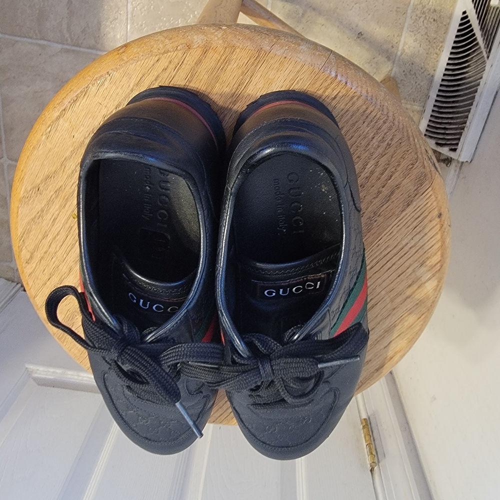 Gucci Black and Green Sneakers Size 7 Euro. 8/2 US - Picture 5 of 10